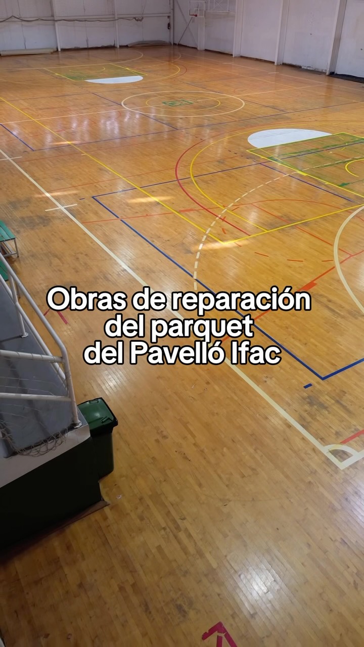 🏟️ ¡Ya han comenzado las obras de restauración y reparación del pavimento deportivo del Pabellón Ifac!

El Ayuntamiento de Calp ha iniciado los trabajos de restauración y reparación del pavimento deportivo del Pabellón Ifac, con una inversión total de 38.557,68 € y un plazo de ejecución de 20 días.

La actuación se ha coordinado durante el mes de agosto para afectar lo mínimo posible al normal desarrollo de las Escuelas Deportivas Municipales y del Campamento de Verano.

Además, esta intervención se completa con la adquisición de dos nuevas porterías y la realización de un mural en la pared interior del pabellón, contribuyendo a mejorar tanto la funcionalidad como la imagen de esta instalación deportiva.

💚 Seguimos trabajando para ofrecer unas instalaciones deportivas más seguras, modernas y de mayor calidad para todos los usuarios.

⸻
🏟️ Ja han començat les obres de restauració i reparació del paviment esportiu del Pavelló Ifac!

L’Ajuntament de Calp ha iniciat els treballs de restauració i reparació del paviment esportiu del Pavelló Ifac, amb una inversió total de 38.557,68 € i un termini d’execució de 20 dies.

L’actuació s’ha coordinat durant el mes d’agost per tal d’afectar el mínim possible el desenvolupament habitual de les Escoles Esportives Municipals i del Campament d’Estiu.

A més, aquesta actuació es completa amb l’adquisició de dues porteries noves i la realització d’un mural a la paret interior del pavelló, millorant tant la funcionalitat com la imatge d’aquesta instal·lació esportiva.

💚 Continuem treballant per oferir unes instal·lacions esportives més segures, modernes i de major qualitat per a tota la ciutadania.