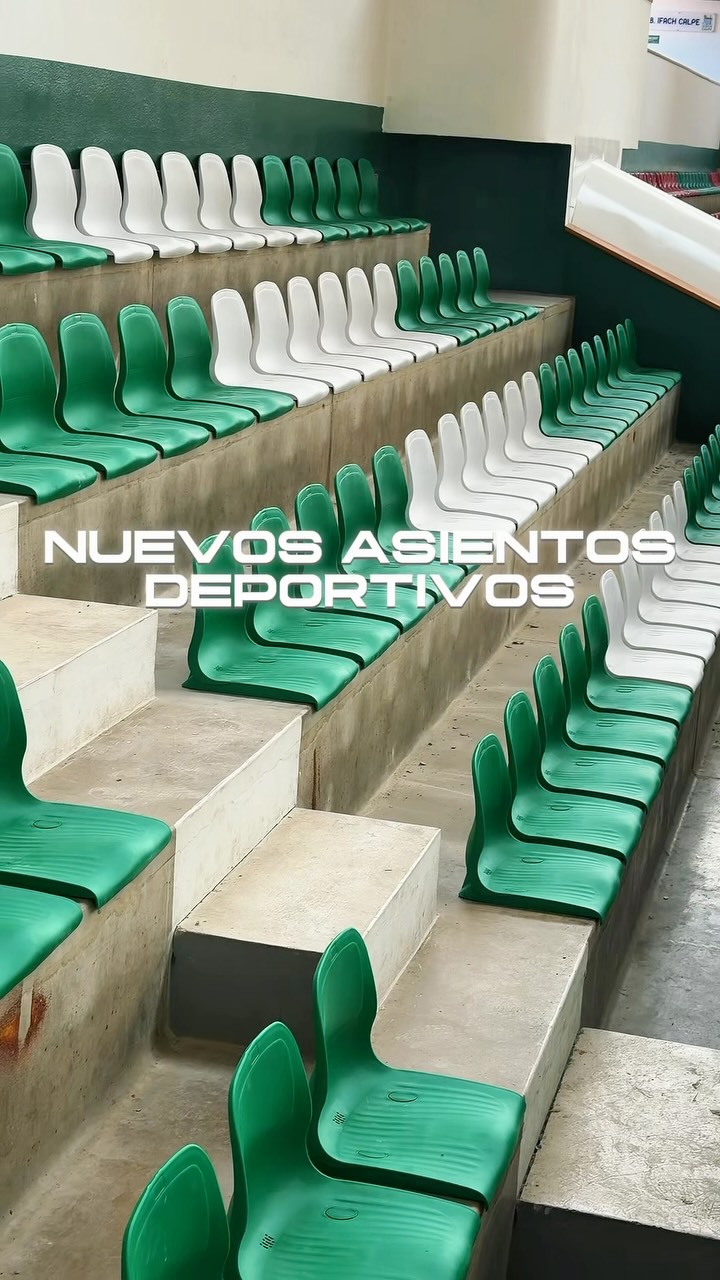 🏟️ Continuem amb les inversions per millorar les nostres instal·lacions esportives
En estos moments s’està executant una inversió de 35.816 euros que contempla la renovació dels seients del Pavelló Municipal Domingo Crespo i del Camp de Futbol Municipal, així com la reparació de les filtracions del camp de futbol i altres actuacions de millora.
Una actuació necessària per posar al dia unes instal·lacions en què feia anys que no s’intervenia en este sentit. De fet, els seients del pavelló dataven de 1983, l’any de la seua inauguració.
Continuem treballant per disposar d’instal·lacions esportives més segures, còmodes i adequades per a tots els esportistes i aficionats. 💪🏽🏟️
⸻
🏟️ Continuamos con las inversiones para mejorar nuestras instalaciones deportivas
En estos momentos se está ejecutando una inversión de 35.816 euros que contempla la renovación de los asientos del Pabellón Municipal Domingo Crespo y del Campo de Fútbol Municipal, así como la reparación de las filtraciones del campo de fútbol y otras actuaciones de mejora.
Una actuación necesaria para poner al día unas instalaciones en las que hacía años que no se intervenía en este sentido. De hecho, los asientos del pabellón databan de 1983, el año de su inauguración.
Seguimos trabajando para contar con instalaciones deportivas más seguras, cómodas y adecuadas para todos los deportistas y aficionados. 💪🏽🏟️